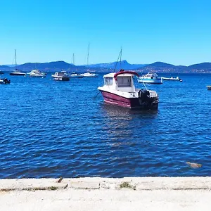 Maison De Pêcheur Les Pieds Dans L'eau Giens Hébergement de vacances